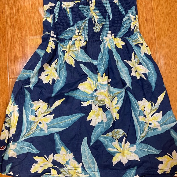 Hollister Blue and Yellow Floral Flower Strappy Y Back Light Spring Summer Dress - Picture 3 of 6